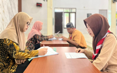 Gema Lantunan Al-Qur'an di Masjid Al-Qona’ah: Menguji Spiritualitas Siswa Akhir SMP Islamic Qon