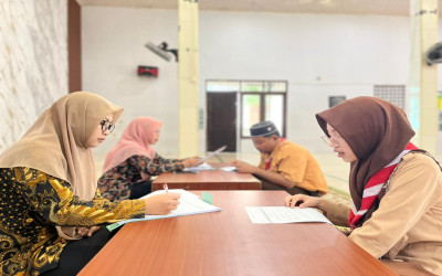 Gema Lantunan Al-Qur'an di Masjid Al-Qona’ah: Menguji Spiritualitas Siswa Akhir SMP Islamic Qon